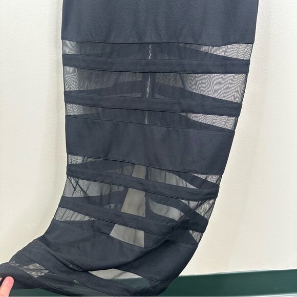 Elliatt Dress Women’s Small Black Mesh Striped Short Sleeve Bodycon Maxi - Picture 6 of 12